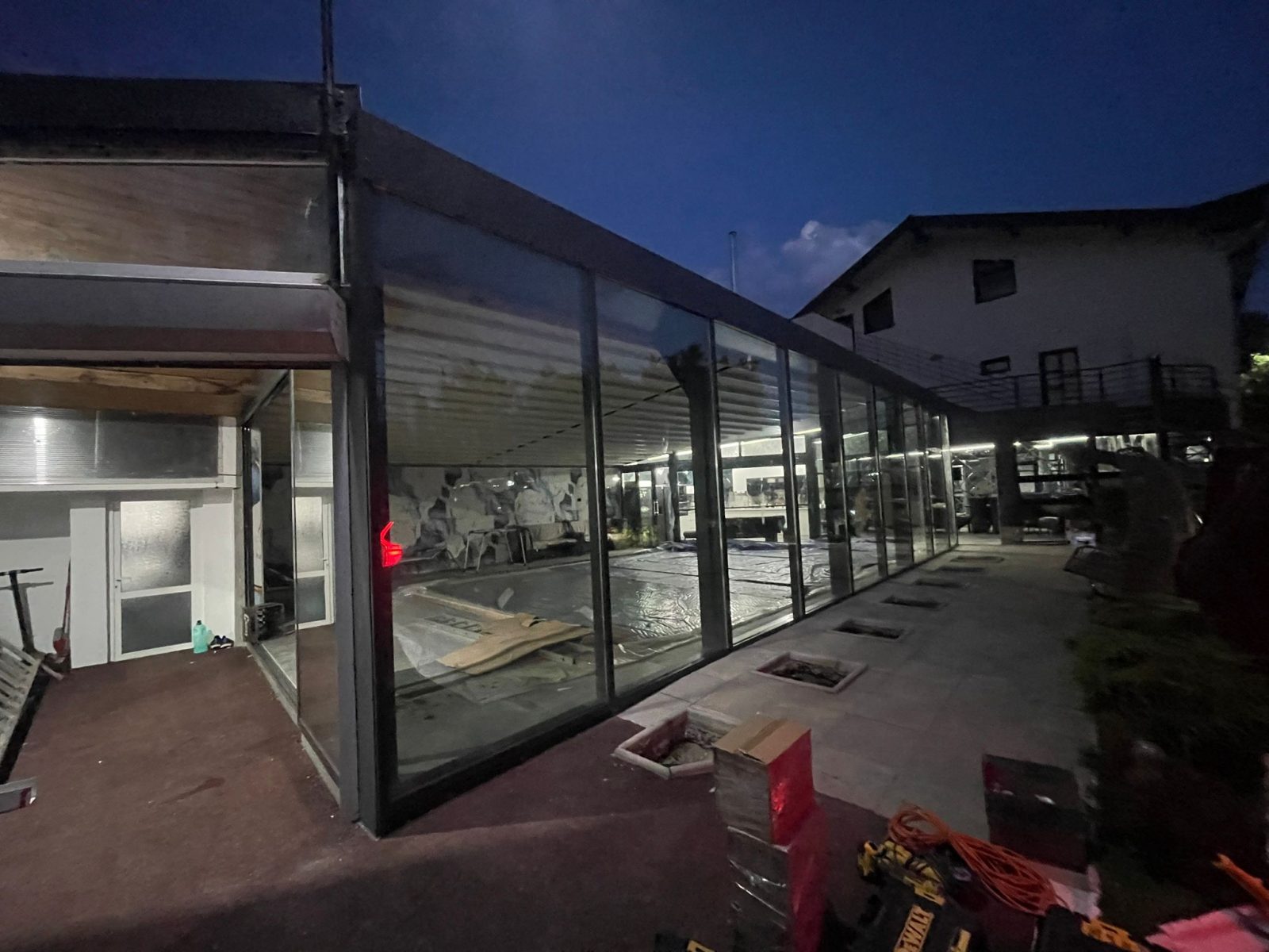 pergola si geam peris