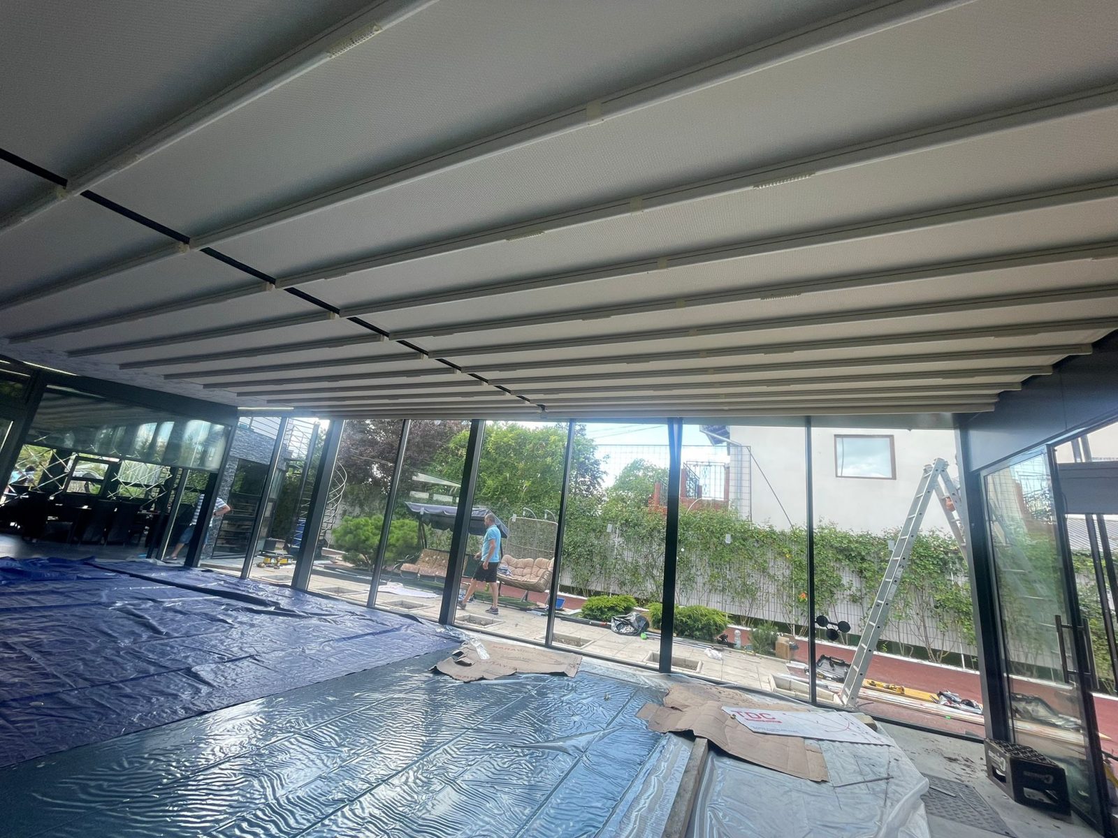 pergola si geam peris